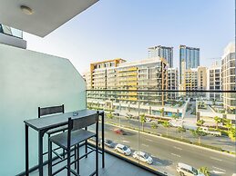 Tranquil Studio Getaway in Meydan City