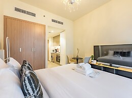 Tranquil Studio Getaway in Meydan City