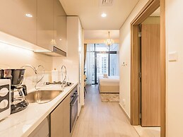 Tranquil Studio Getaway in Meydan City