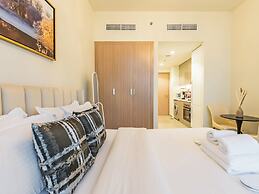 Tranquil Studio Getaway in Meydan City