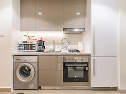 Tranquil Studio Getaway in Meydan City