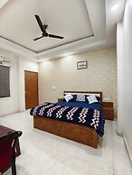 Aditya Guest House