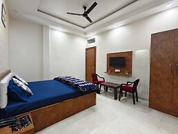 Aditya Guest House
