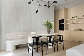 Luxurious Astorg Residence
