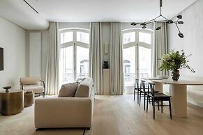 Luxurious Astorg Residence