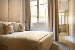 Luxurious Astorg Residence