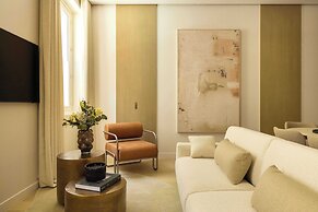 Luxurious Astorg Residence