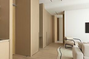 Luxurious Astorg Residence