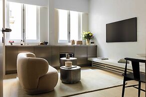 Luxurious Astorg Residence