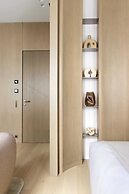 Luxurious Astorg Residence