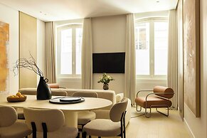Luxurious Astorg Residence