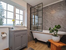 4 Lilac Cottages