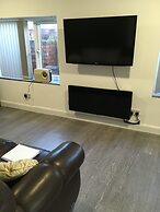 Treetops Apartment 3