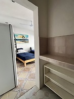 HOSTAL MID GY