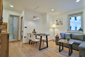 Apartments Seventy Seven