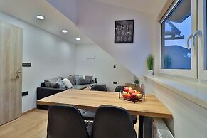 Apartments Seventy Seven
