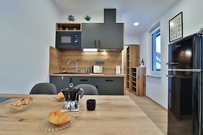Apartments Seventy Seven