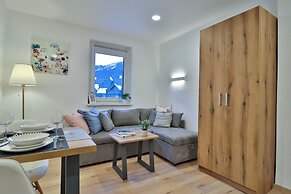 Apartments Seventy Seven