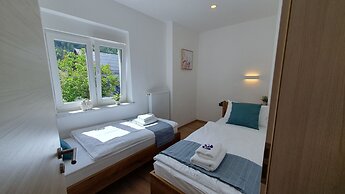 Apartments Seventy Seven