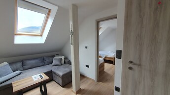 Apartments Seventy Seven