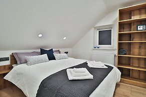 Apartments Seventy Seven
