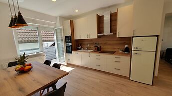 Apartments Seventy Seven