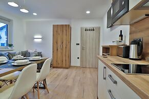 Apartments Seventy Seven
