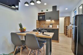 Apartments Seventy Seven