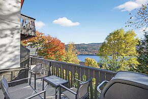 426 Hotel du Lac