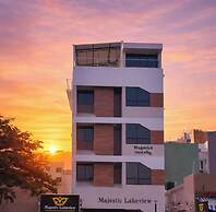 Majestic Lakeview