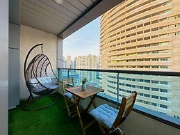 35 OFF in Top View Studio in Marina