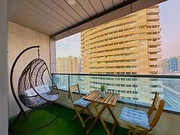 35 OFF in Top View Studio in Marina