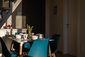 A V Luxury Apartments with Private Pools