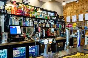 Ruby Pub and Hotel
