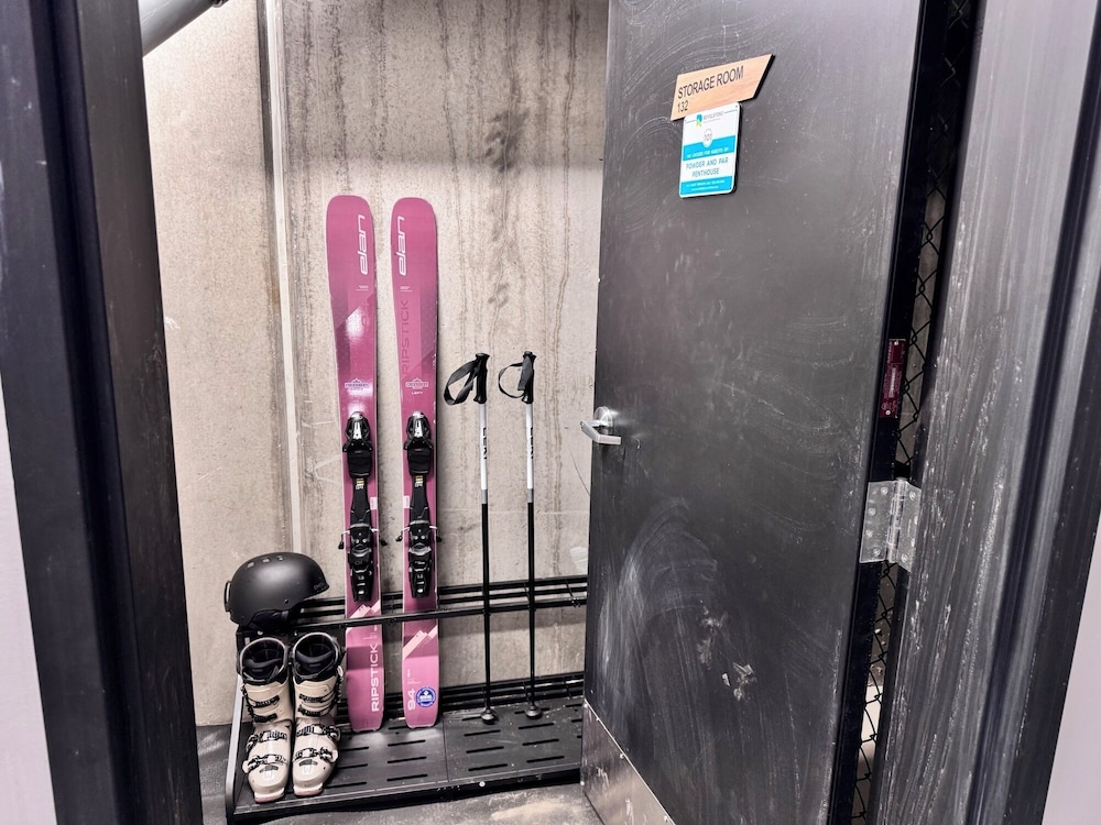 Powder and Par Penthouse
