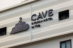 Cave Ryokan Hotel by Anook Cheonan