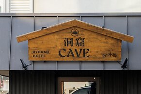 Cave Ryokan Hotel by Anook Cheonan