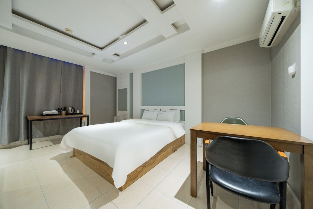 Hotel Cats Bucheon