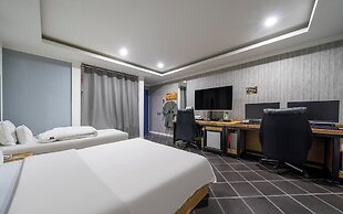 Hotel Cats Bucheon