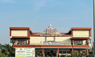 Hotel Ashoka Resort