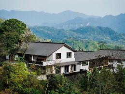 Emeishan XiaoshanQing Luxury Resort
