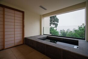 Emeishan XiaoshanQing Luxury Resort