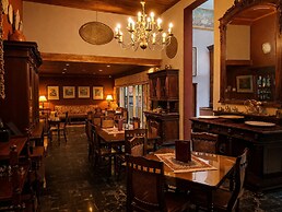 Whistletree Luxury Manor