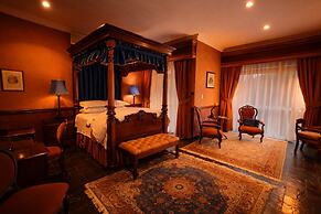 Whistletree Luxury Manor
