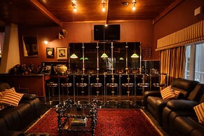 Whistletree Luxury Manor
