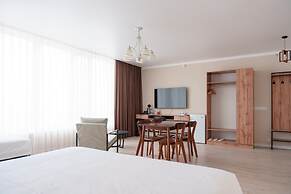 Ton Azure Hotel