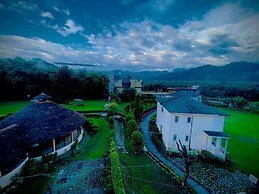 Lemonwood Riverside Premium Resort