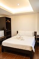 Palmbeach Resort Mactan Cebu powered by Cocotel