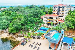 Palmbeach Resort Mactan Cebu powered by Cocotel