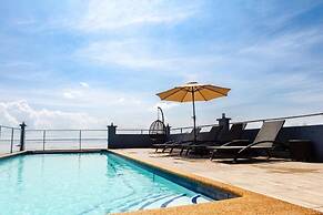 Palmbeach Resort Mactan Cebu powered by Cocotel